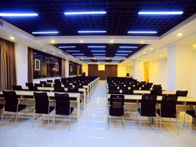 Jinjiang Inn Xianning Yinquan Avenue Hot Spring Hotel Exterior photo